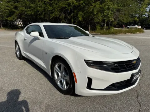 Another view of 2022 Chevrolet Camaro 1LT for sale in Lithia Springs, GA at ALM Hyundai West