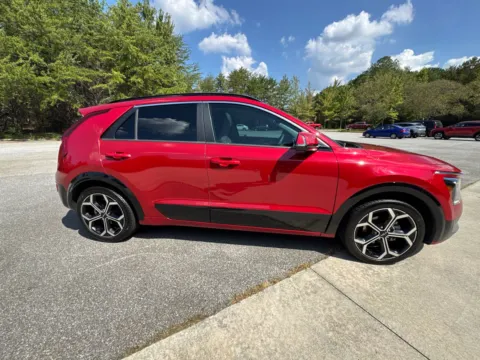 More photos of 2023 Kia Niro EX Touring at ALM Hyundai West, GA
