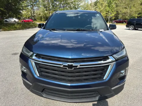 Photos of 2022 Chevrolet Traverse LS for sale in Lithia Springs, GA at ALM Hyundai West