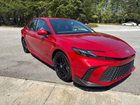 Another view of 2025 Toyota Camry SE for sale in Lithia Springs, GA at ALM Hyundai West