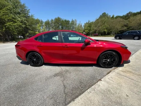More photos of 2025 Toyota Camry SE at ALM Hyundai West, GA