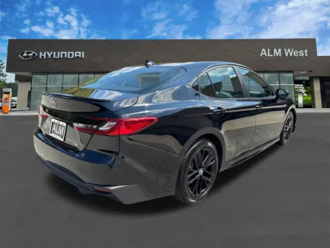 More photos of 2025 Toyota Camry SE at ALM Hyundai West, GA