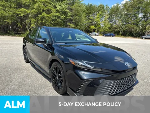 More photos of 2025 Toyota Camry SE at ALM Hyundai West, GA