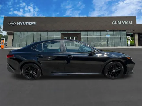 More photos of 2025 Toyota Camry SE at ALM Hyundai West, GA