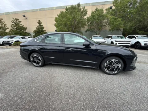 More photos of 2026 Hyundai Sonata SEL at ALM Hyundai West, GA