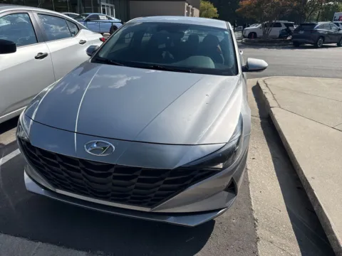 Silver 2021 Hyundai Elantra SEL for sale in Lithia Springs, GA