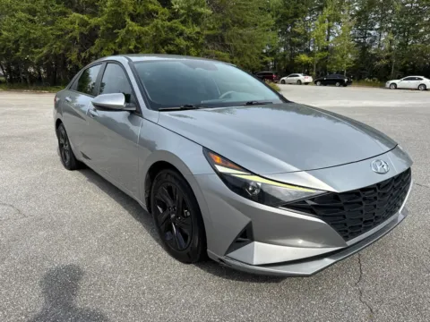 Another view of 2021 Hyundai Elantra SEL for sale in Lithia Springs, GA at ALM Hyundai West