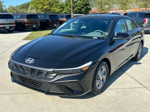 Black 2025 Hyundai Elantra SE for sale in Lithia Springs, GA