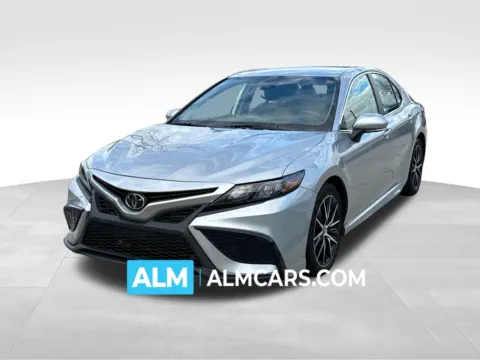 Silver 2022 Toyota Camry SE for sale in Lithia Springs, GA