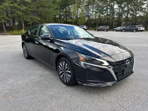 Another view of 2024 Nissan Altima 2.5 SV for sale in Lithia Springs, GA at ALM Hyundai West