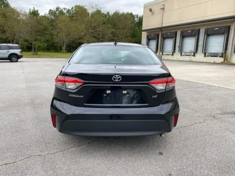 More photos of 2024 Toyota Corolla LE at ALM Hyundai West, GA