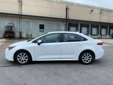 Another view of 2024 Toyota Corolla LE for sale in Lithia Springs, GA at ALM Hyundai West