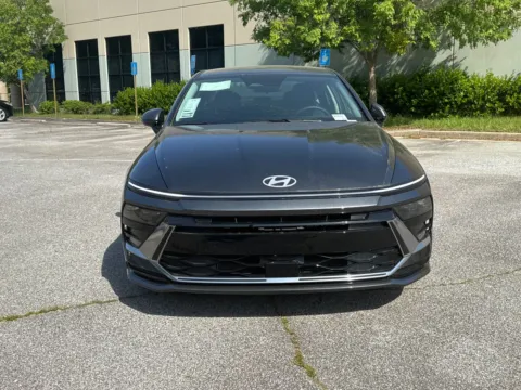 Photos of 2025 Hyundai Sonata Hybrid SEL for sale in Lithia Springs, GA at ALM Hyundai West