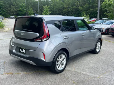 More photos of 2023 Kia Soul LX at ALM Hyundai West, GA