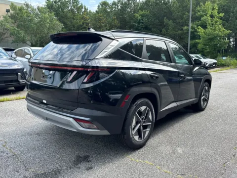 More photos of 2025 Hyundai Tucson SEL Convenience at ALM Hyundai West, GA