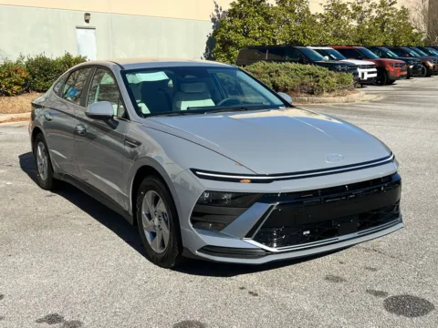 Another view of 2025 Hyundai Sonata SE for sale in Lithia Springs, GA at ALM Hyundai West