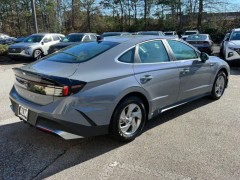 More photos of 2025 Hyundai Sonata SE at ALM Hyundai West, GA