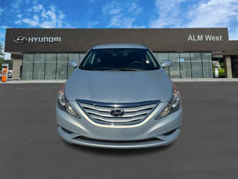 Photos of 2011 Hyundai Sonata GLS for sale in Lithia Springs, GA at ALM Hyundai West