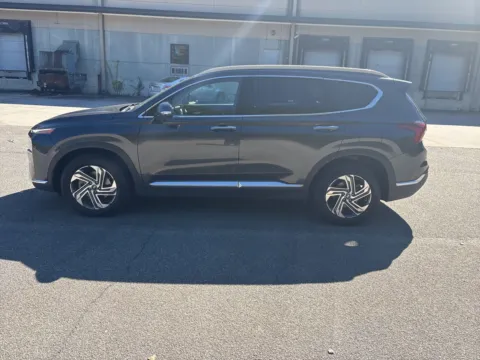 More photos of 2023 Hyundai Santa Fe SEL at ALM Hyundai West, GA