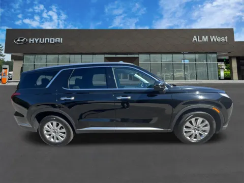 More photos of 2025 Hyundai Palisade SEL at ALM Hyundai West, GA