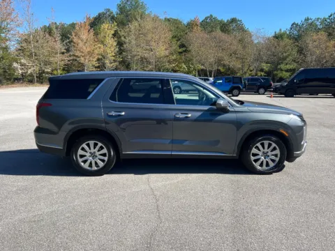 More photos of 2024 Hyundai Palisade SEL at ALM Hyundai West, GA