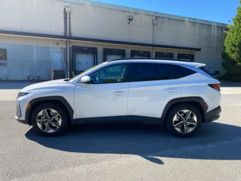 Another view of 2025 Hyundai Tucson SEL for sale in Lithia Springs, GA at ALM Hyundai West