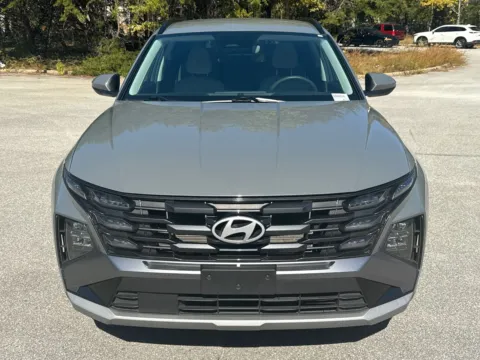 Photos of 2025 Hyundai Tucson SEL for sale in Lithia Springs, GA at ALM Hyundai West