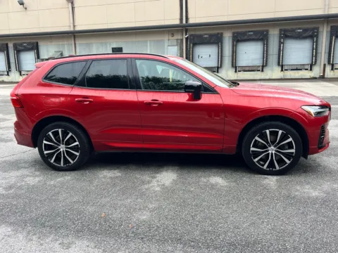 More photos of 2023 Volvo XC60 Recharge Plug-In Hybrid T8 Plus Dark Theme at ALM Hyundai West, GA