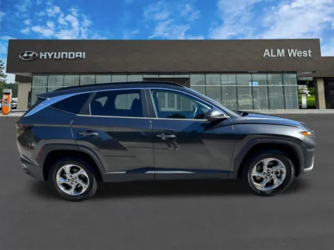 More photos of 2022 Hyundai Tucson SEL at ALM Hyundai West, GA
