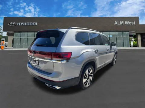 More photos of 2025 Volkswagen Atlas 2.0T SE w/Technology at ALM Hyundai West, GA