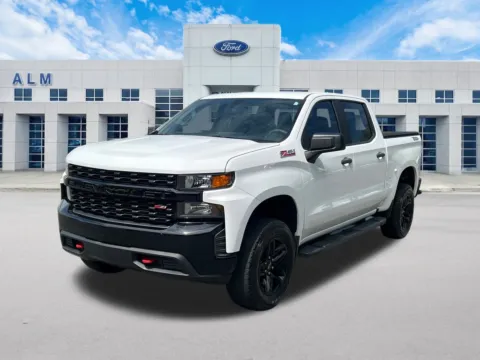 White 2019 Chevrolet Silverado 1500 Custom Trail Boss for sale in Lithia Springs, GA