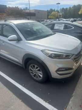 Silver 2017 Hyundai Tucson SE for sale in Lithia Springs, GA