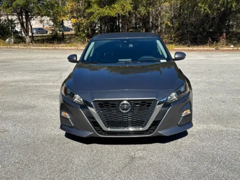 Photos of 2022 Nissan Altima 2.5 S for sale in Lithia Springs, GA at ALM Hyundai West