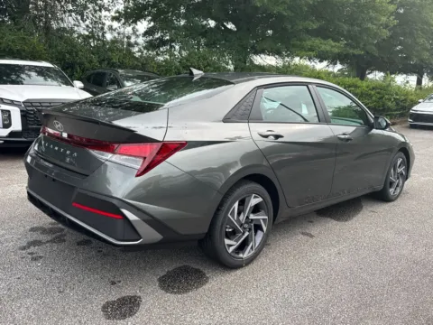 More photos of 2025 Hyundai Elantra SEL Sport at ALM Hyundai West, GA