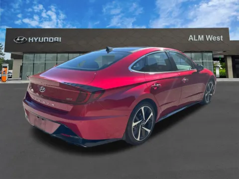 More photos of 2021 Hyundai Sonata SEL Plus at ALM Hyundai West, GA