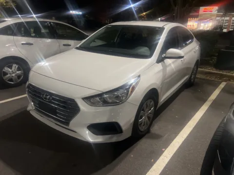 Photos of 2019 Hyundai Accent SE for sale in Lithia Springs, GA at ALM Hyundai West