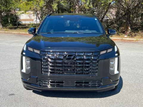 Photos of 2025 Hyundai Palisade Calligraphy Night Edition for sale in Lithia Springs, GA at ALM Hyundai West