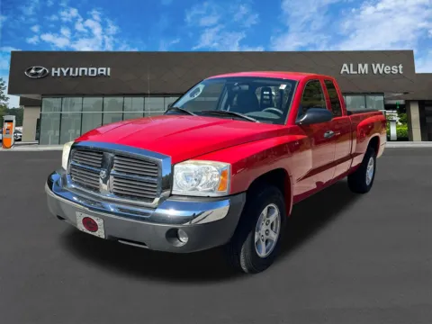 Red 2005 Dodge Dakota SLT for sale in Lithia Springs, GA