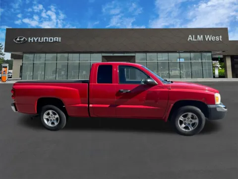 More photos of 2005 Dodge Dakota SLT at ALM Hyundai West, GA