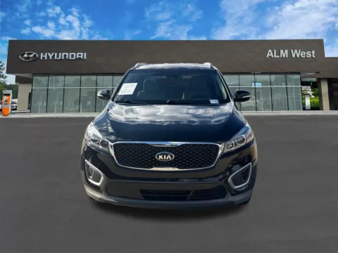 Photos of 2017 Kia Sorento LX for sale in Lithia Springs, GA at ALM Hyundai West