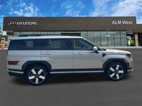 More photos of 2024 Hyundai Santa Fe Limited at ALM Hyundai West, GA