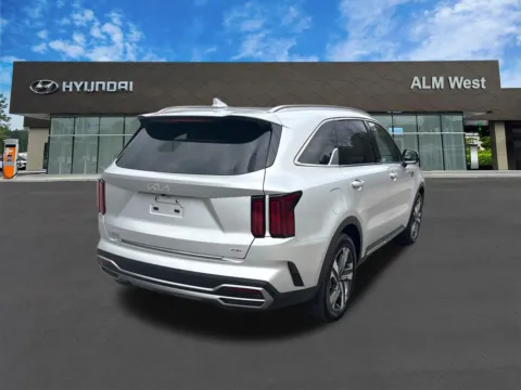 More photos of 2023 Kia Sorento Plug-In Hybrid SX Prestige at ALM Hyundai West, GA
