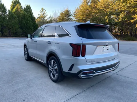 More photos of 2023 Kia Sorento Plug-In Hybrid SX Prestige at ALM Hyundai West, GA