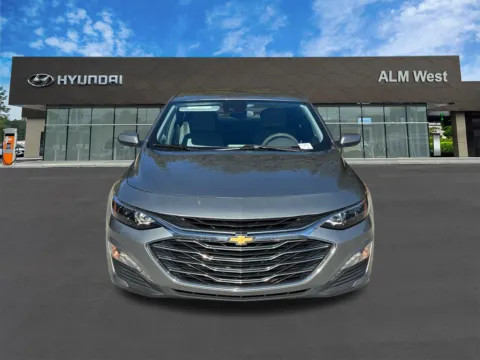 Photos of 2024 Chevrolet Malibu LT for sale in Lithia Springs, GA at ALM Hyundai West