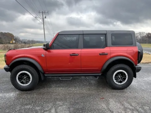 Photos of 2024 Ford Bronco Black Diamond for sale in Martin, TN at Taylor Automotive