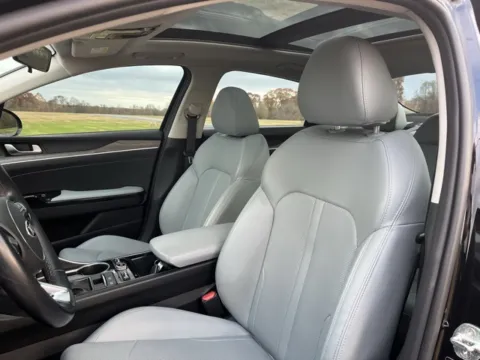 More photos of 2021 Kia K5 EX at Taylor Automotive, TN