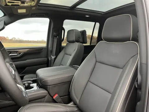 More photos of 2026 GMC Yukon XL Elevation at Taylor Automotive, TN