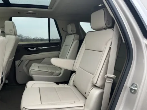 More photos of 2022 GMC Yukon Denali at Taylor Automotive, TN
