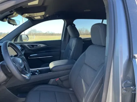 More photos of 2026 Chevrolet Traverse LT at Taylor Automotive, TN