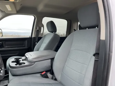 More photos of 2018 Ram 2500 Tradesman at Taylor Automotive, TN